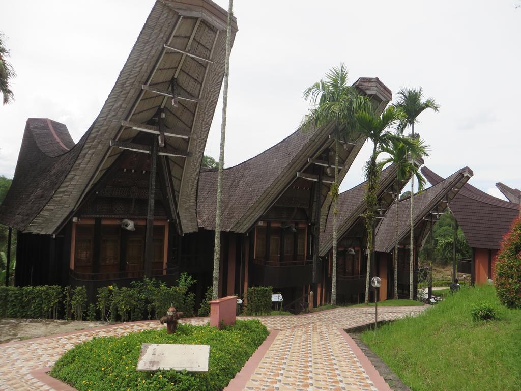 Toraja Heritage Hotel Рантепао Номер фото